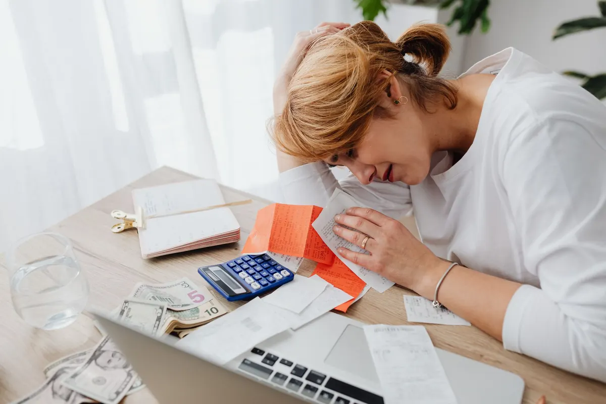 Common Bookkeeping Mistakes That Cost UK Small Businesses Money