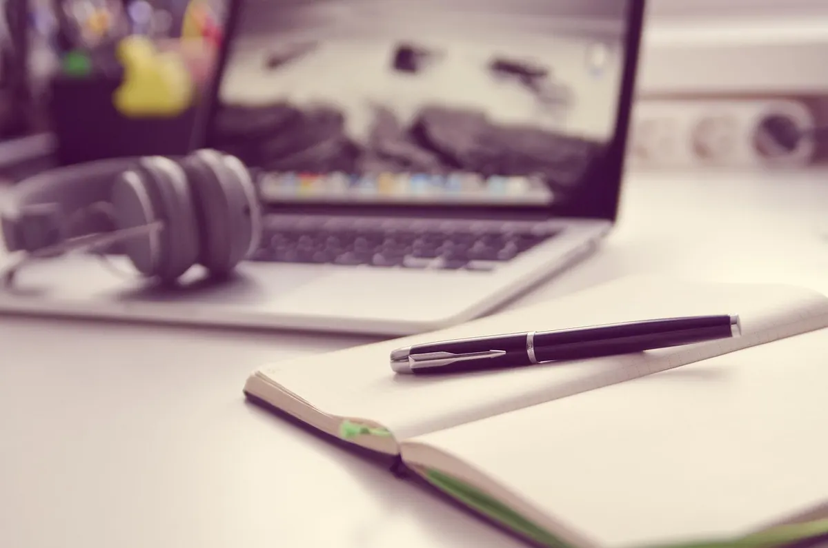 How to Build a 13-Week Cash Flow Forecast for a UK Small Business